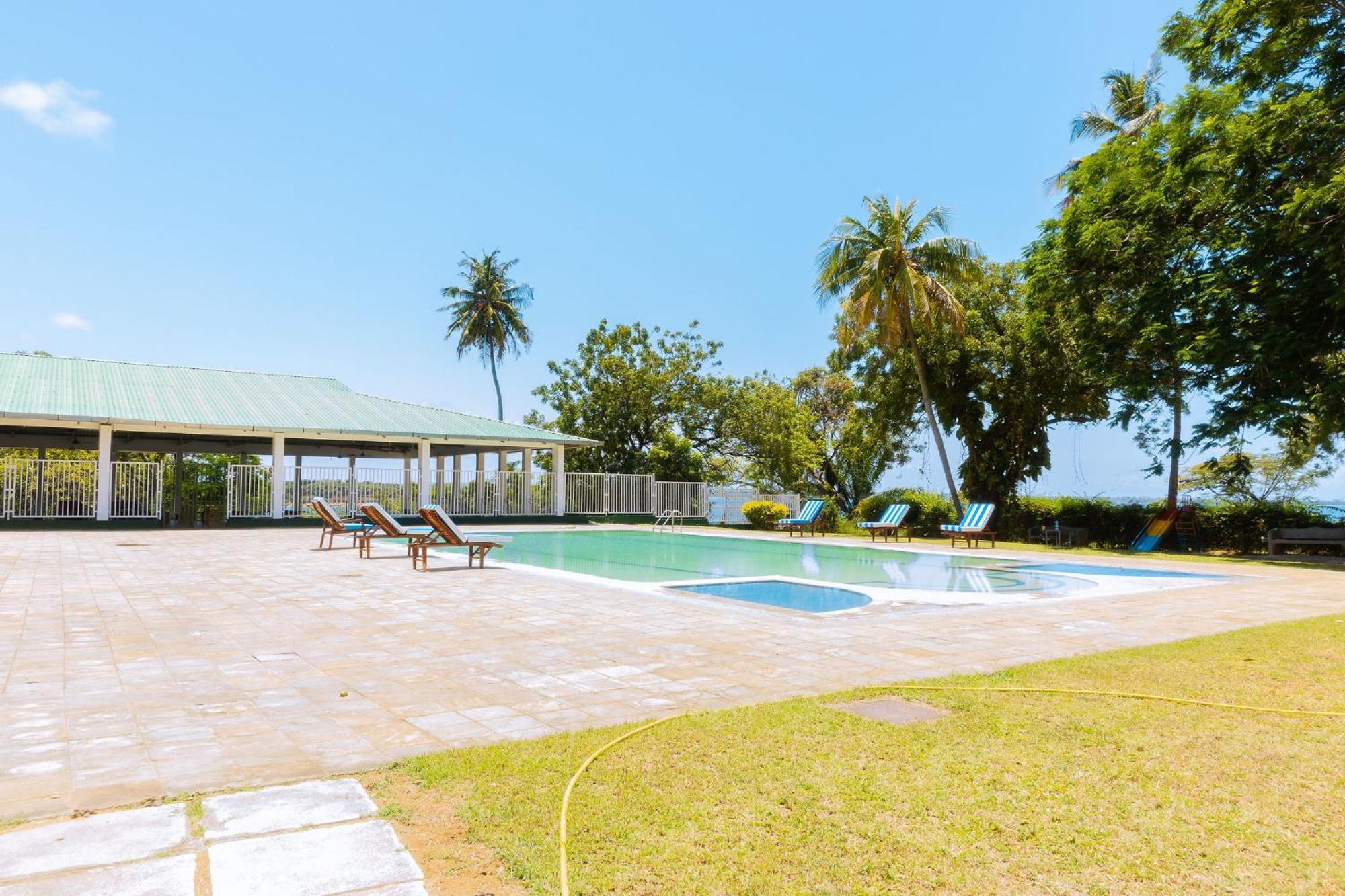Mkonge Hotel Tanga Esterno foto